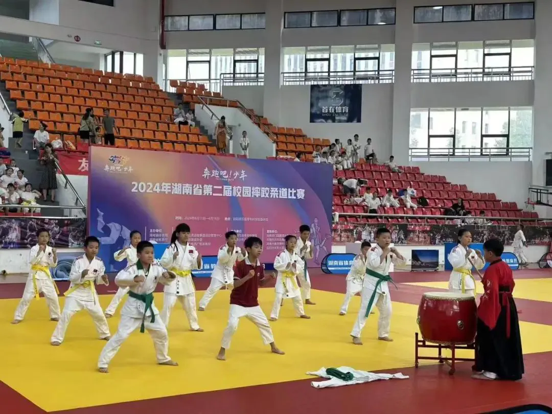 制定篮球交流计划以促进个人技能发展的方法_0